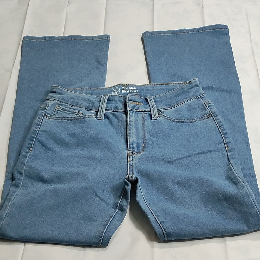 NOBO High Rise Blue Jeans Classic Style